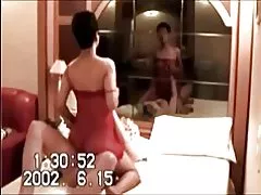 کره ای milf تقلب در شوهر با دوست پسر سفید